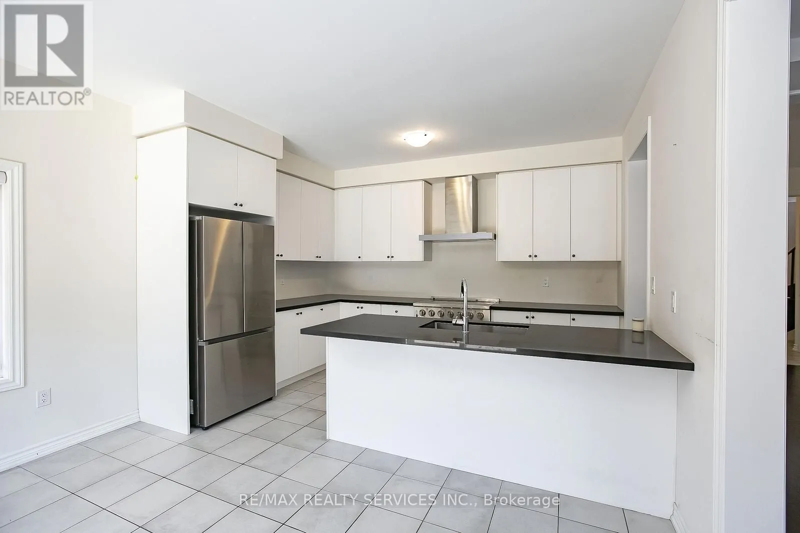 22 VALLEO STREET