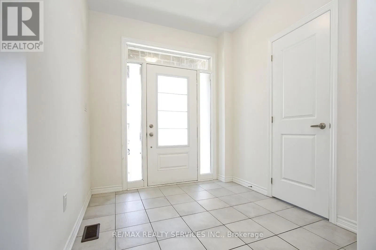 22 VALLEO STREET