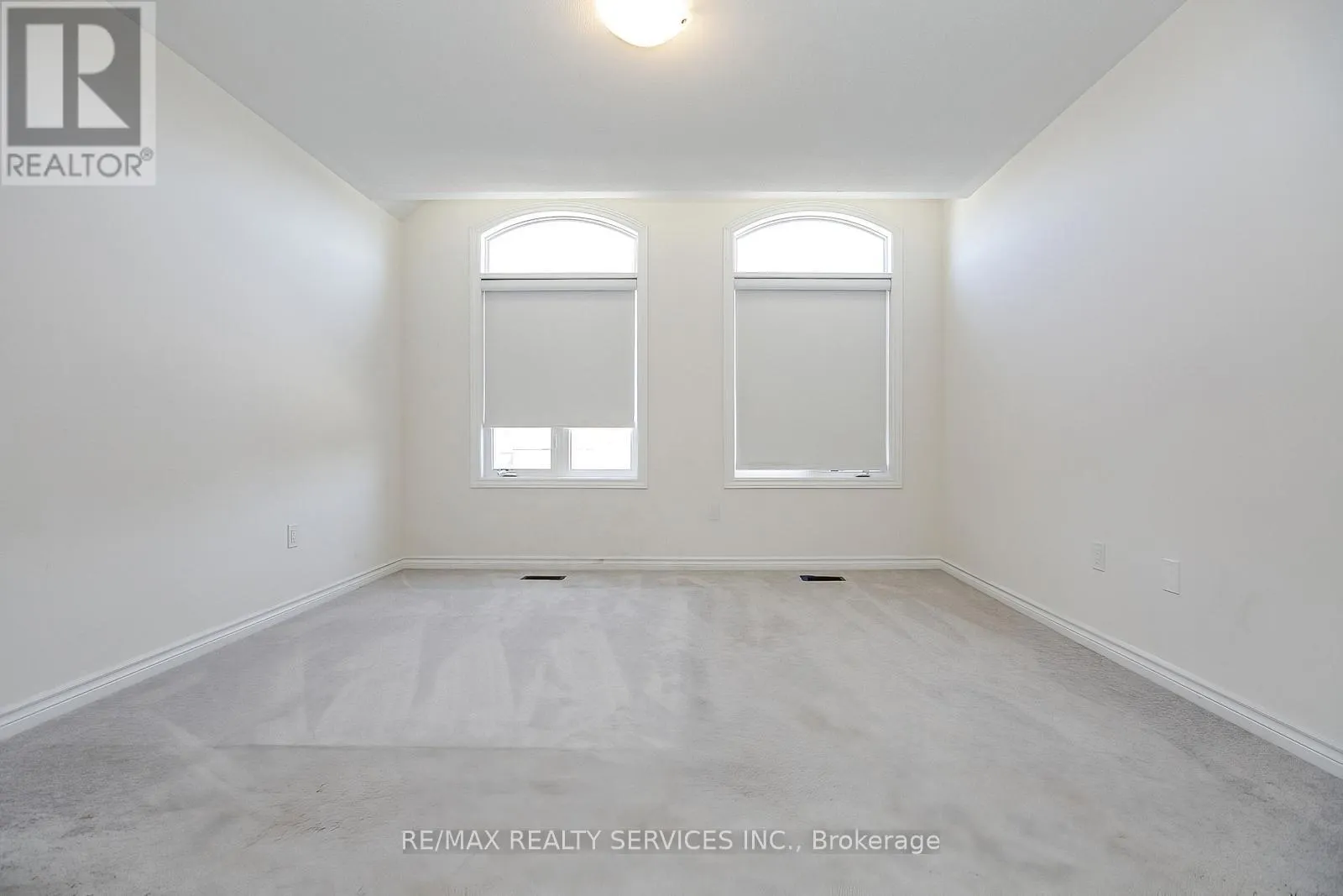 22 VALLEO STREET