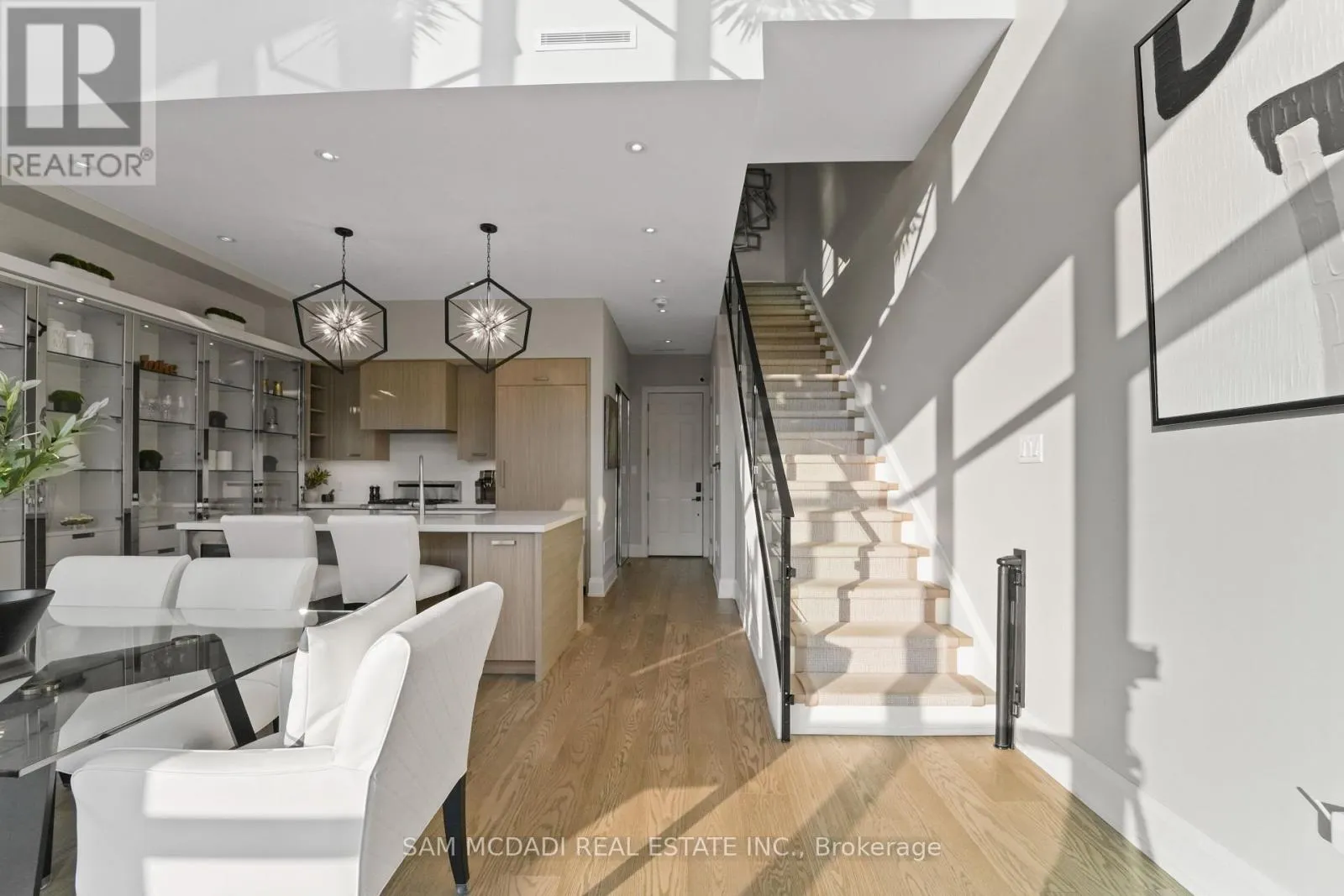 3772 MANGUSTA COURT