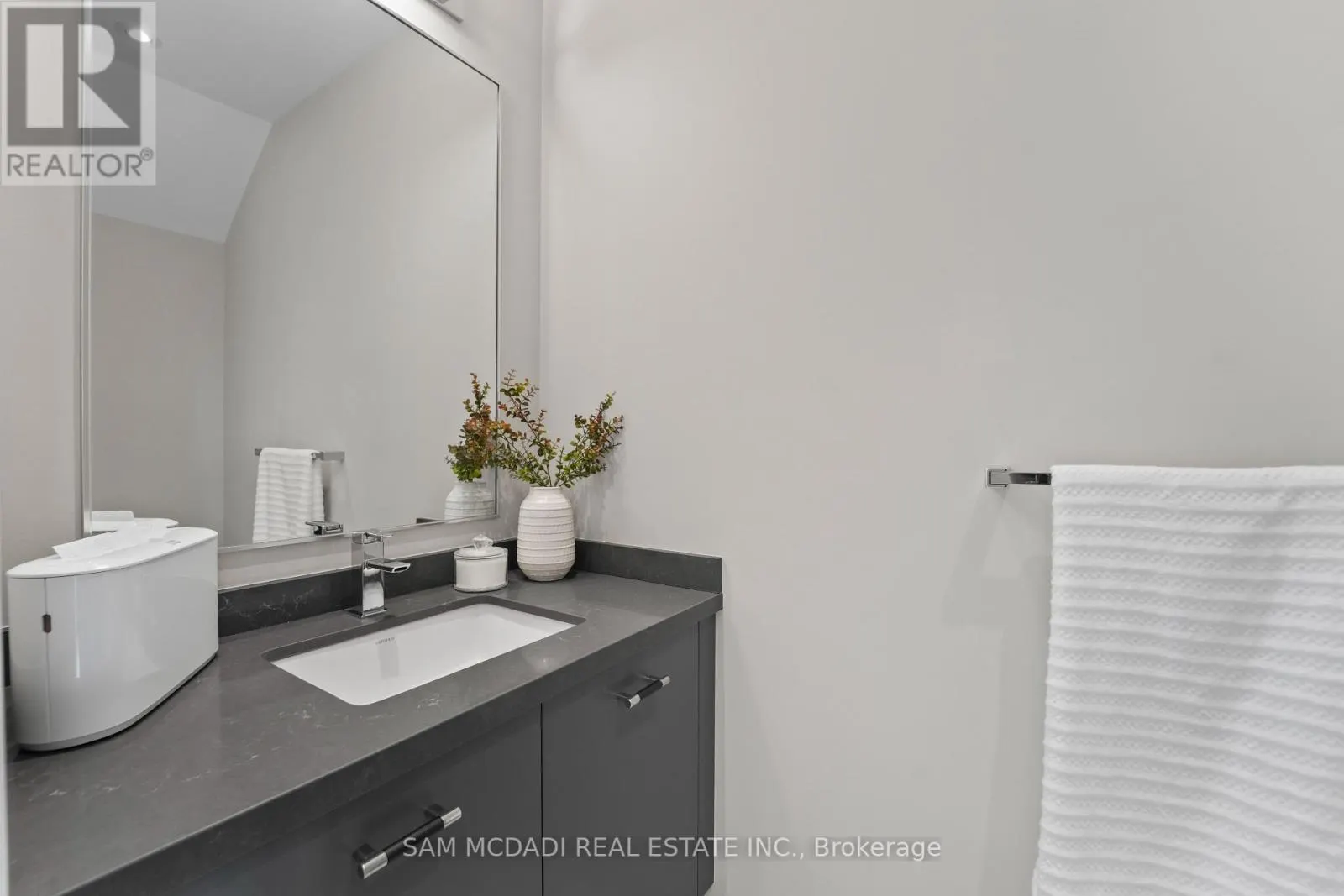 3772 MANGUSTA COURT