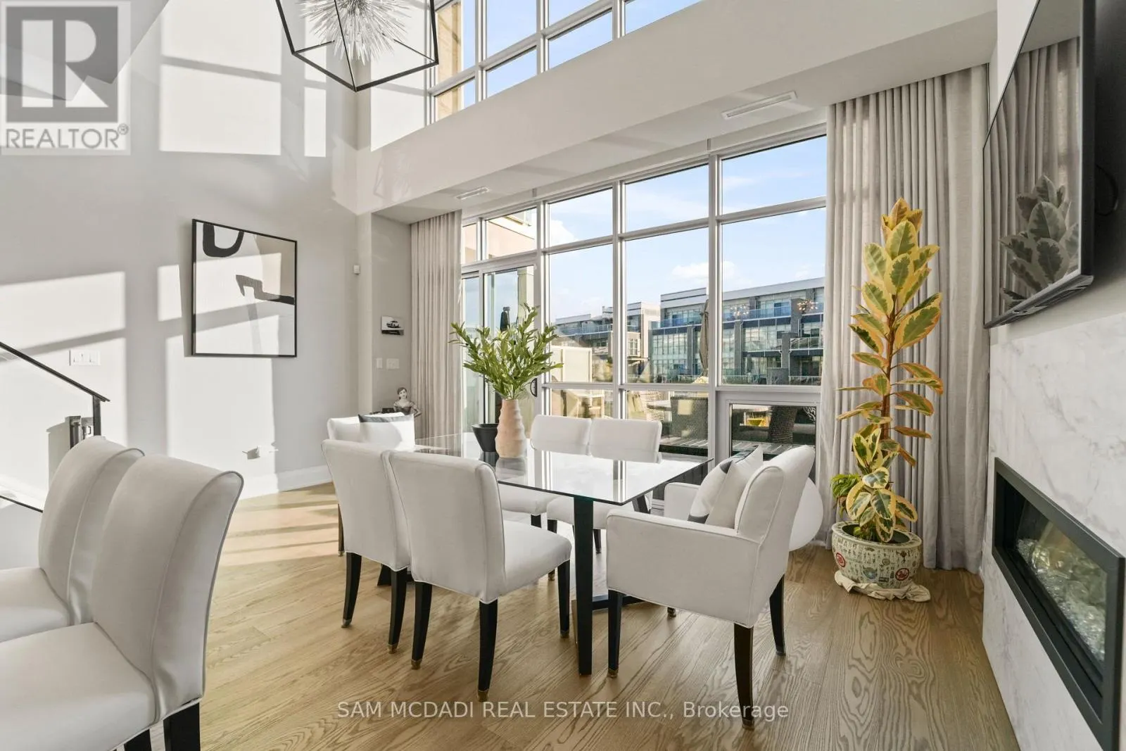 3772 MANGUSTA COURT