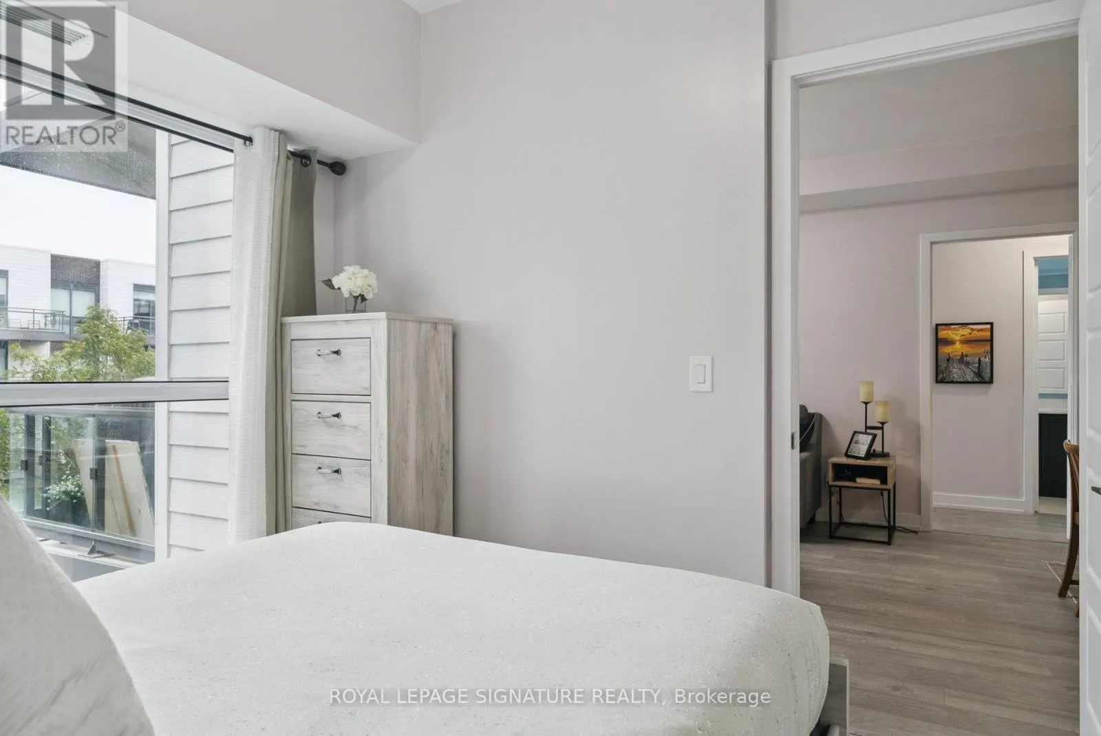C305 - 301 SEA RAY AVENUE