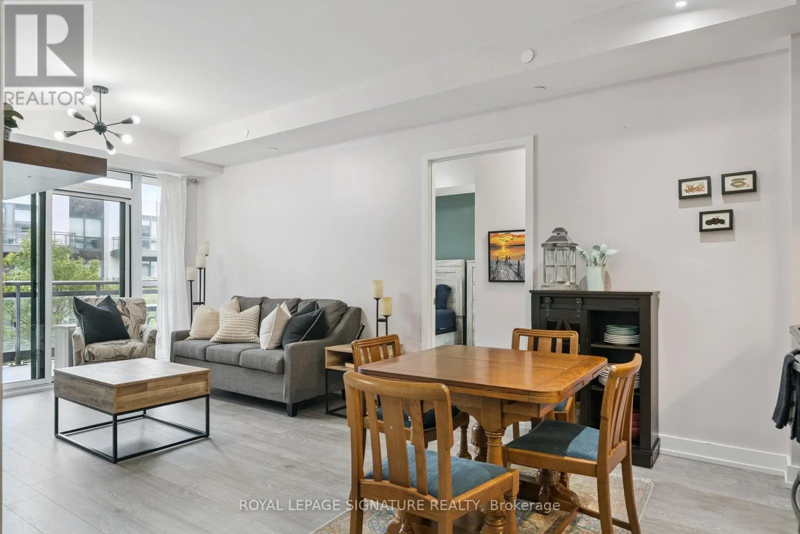C305 - 301 SEA RAY AVENUE