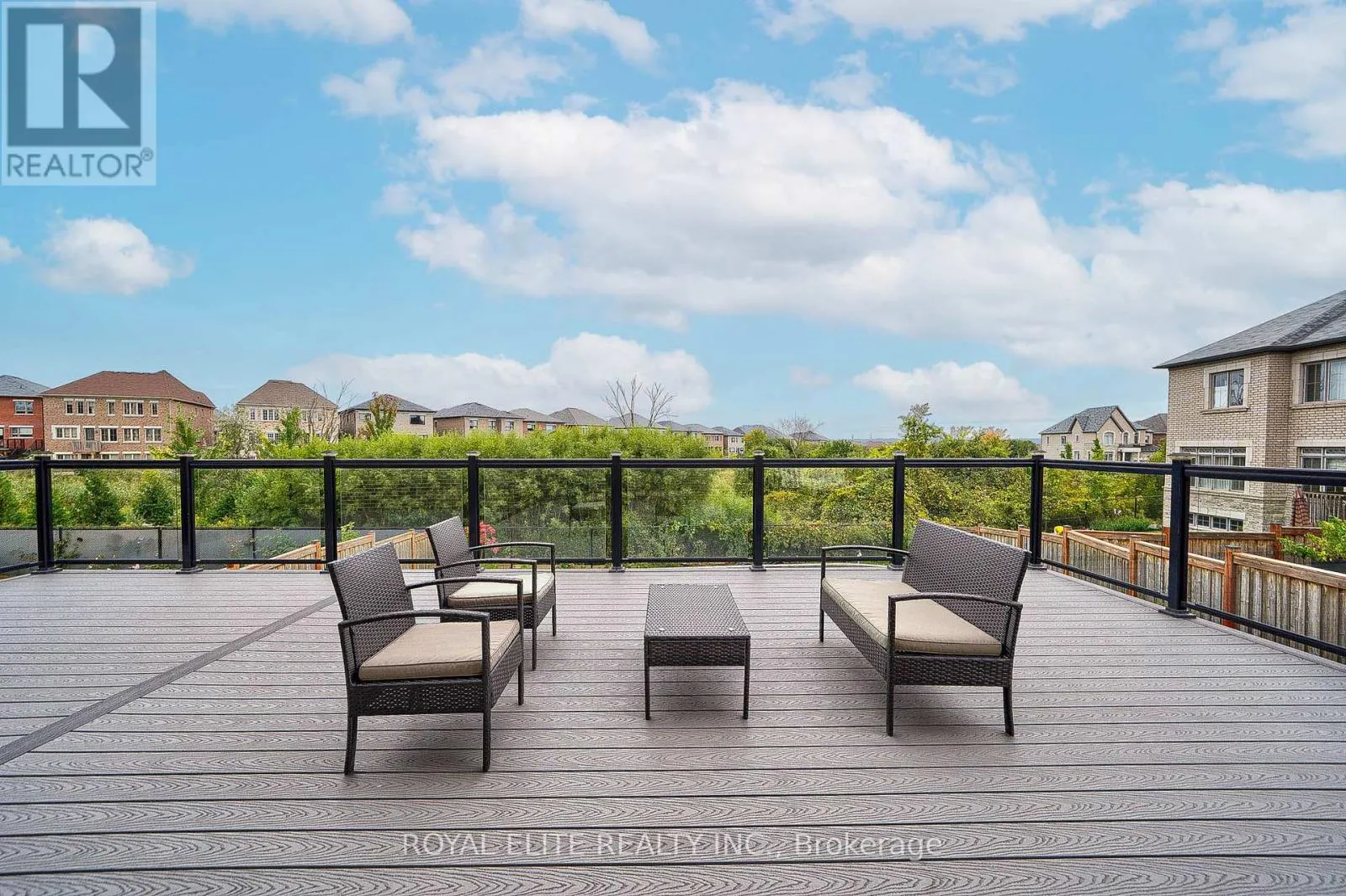 40 CONKLIN CRESCENT
