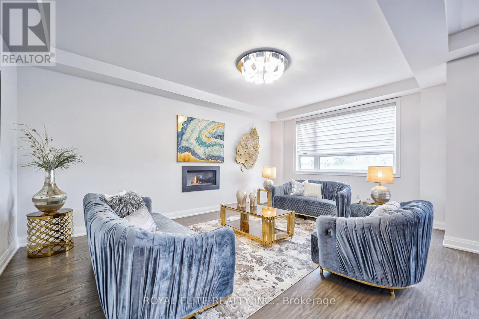 40 CONKLIN CRESCENT