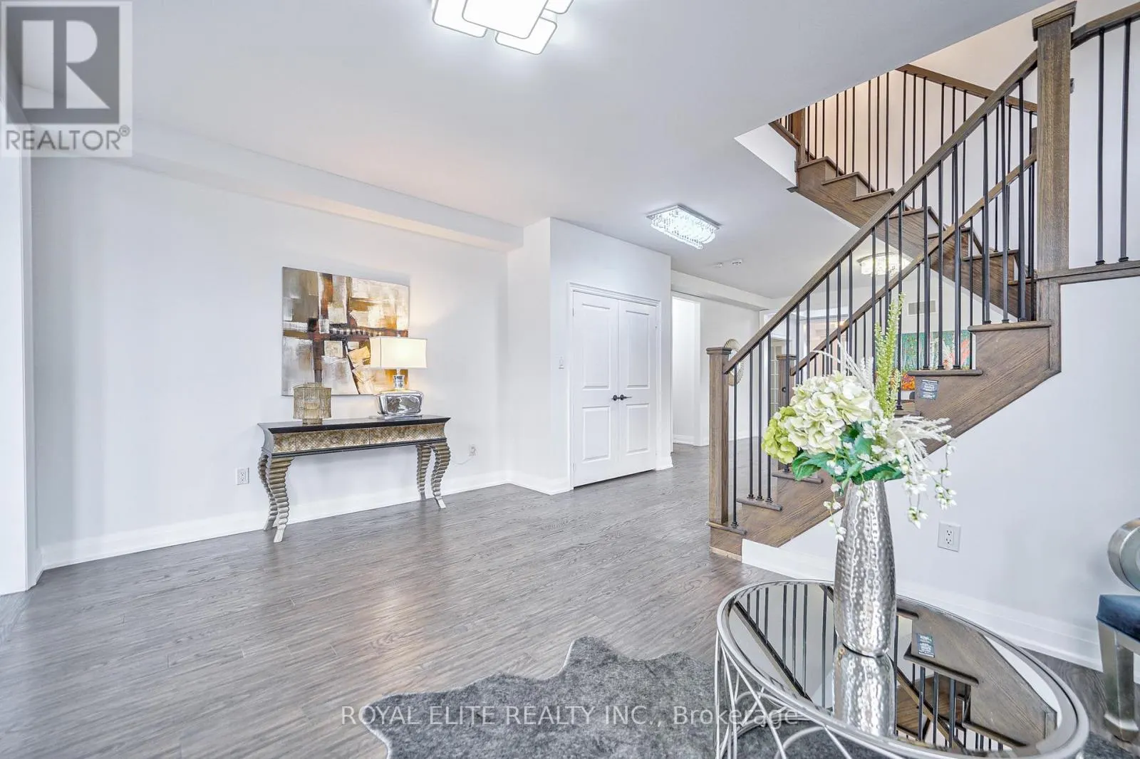 40 CONKLIN CRESCENT