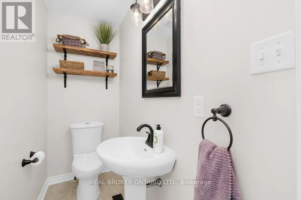 105 BANTING CRESCENT