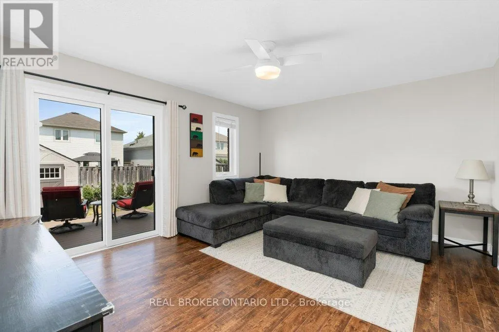 105 BANTING CRESCENT