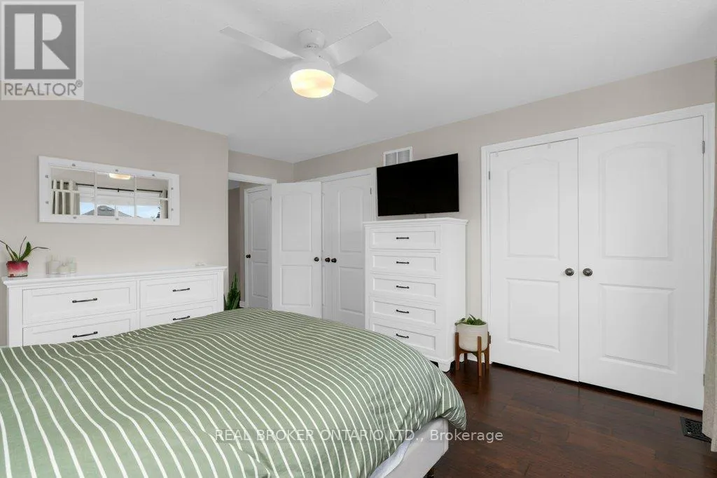 105 BANTING CRESCENT