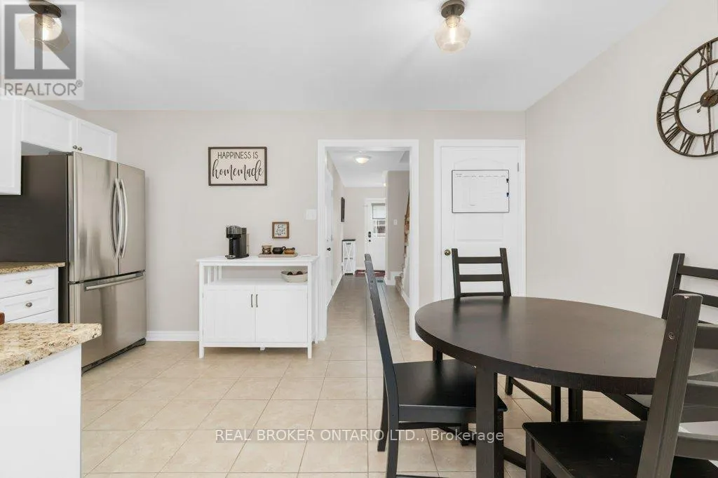 105 BANTING CRESCENT