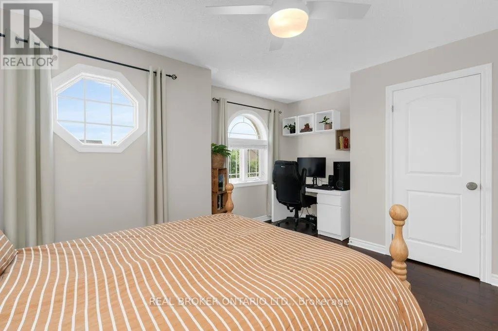 105 BANTING CRESCENT