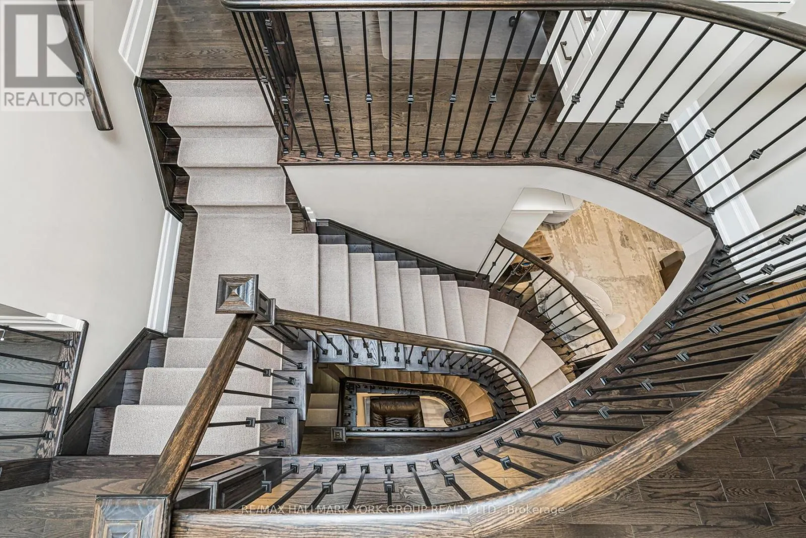 111 ROBERT BERRY CRESCENT