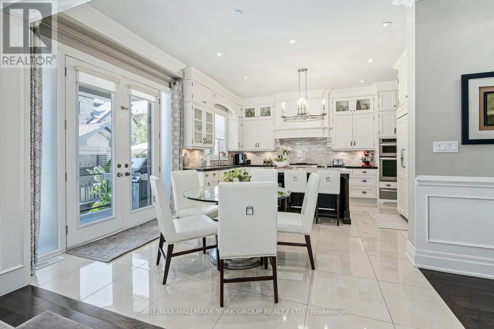 111 ROBERT BERRY CRESCENT
