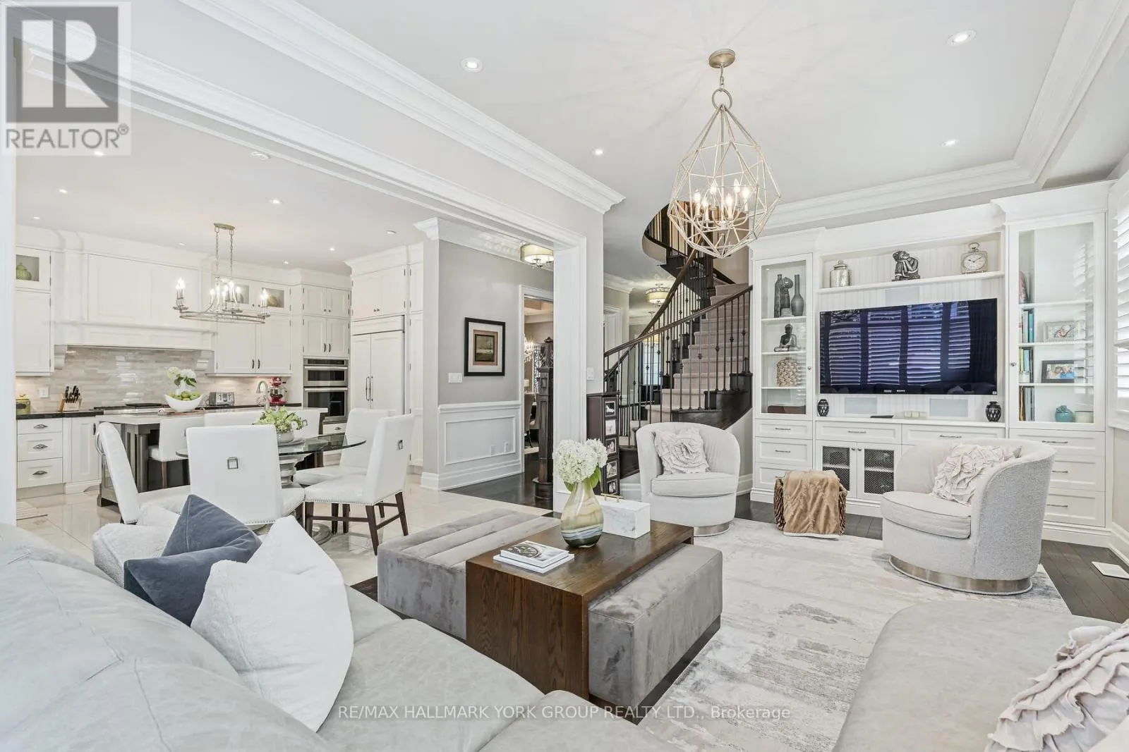 111 ROBERT BERRY CRESCENT