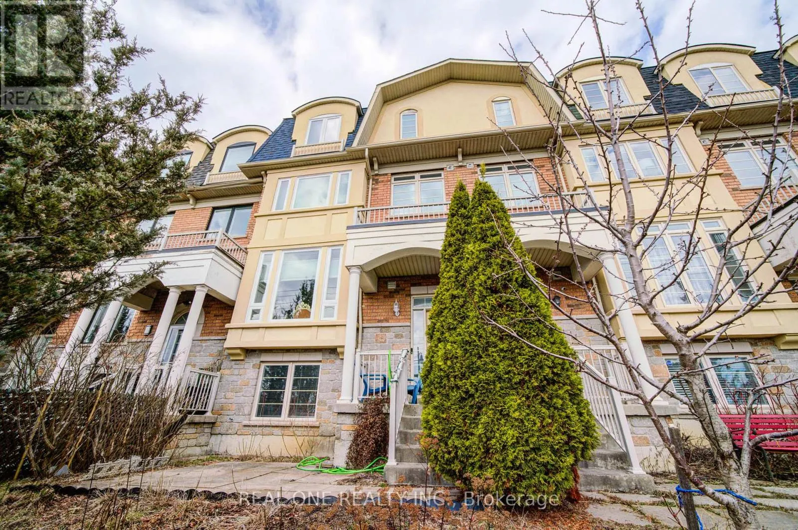 87 ZOKOL DRIVE