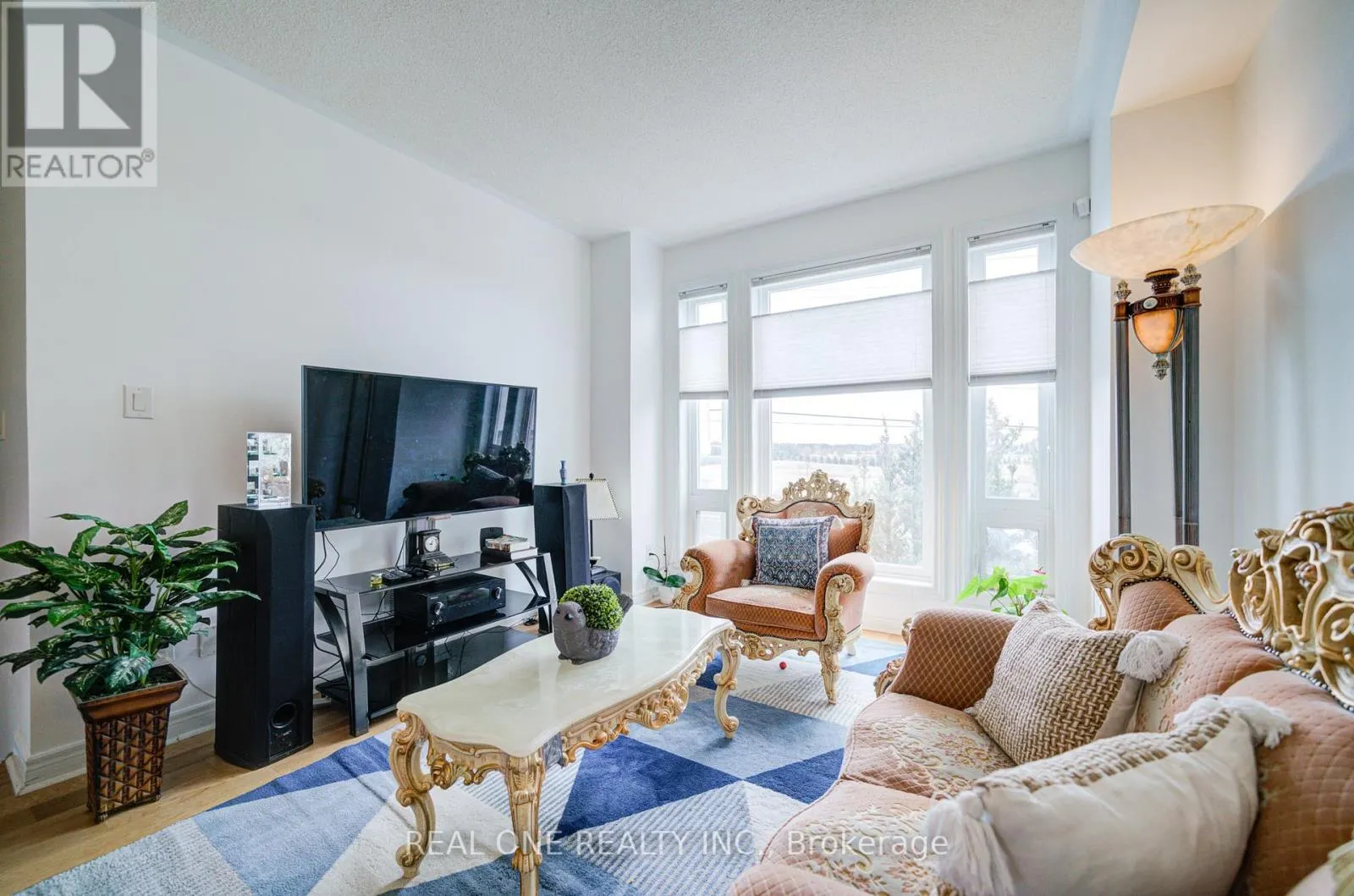 87 ZOKOL DRIVE