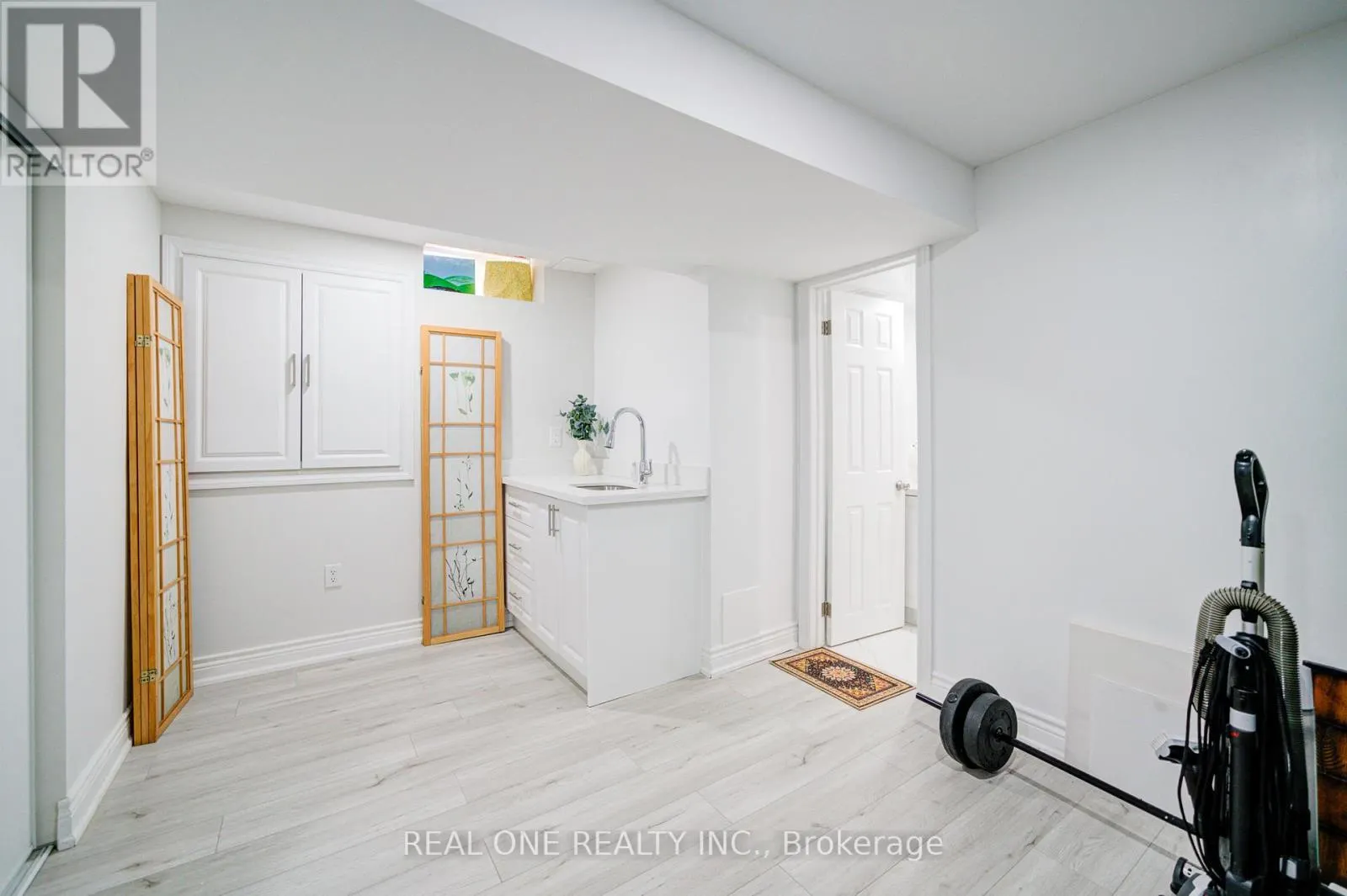 87 ZOKOL DRIVE