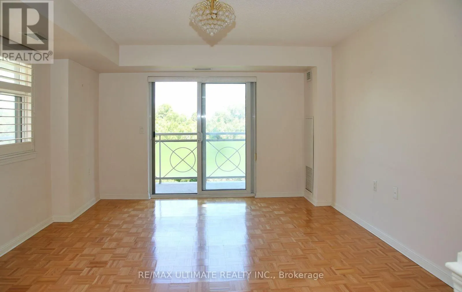 307 - 2500 RUTHERFORD ROAD