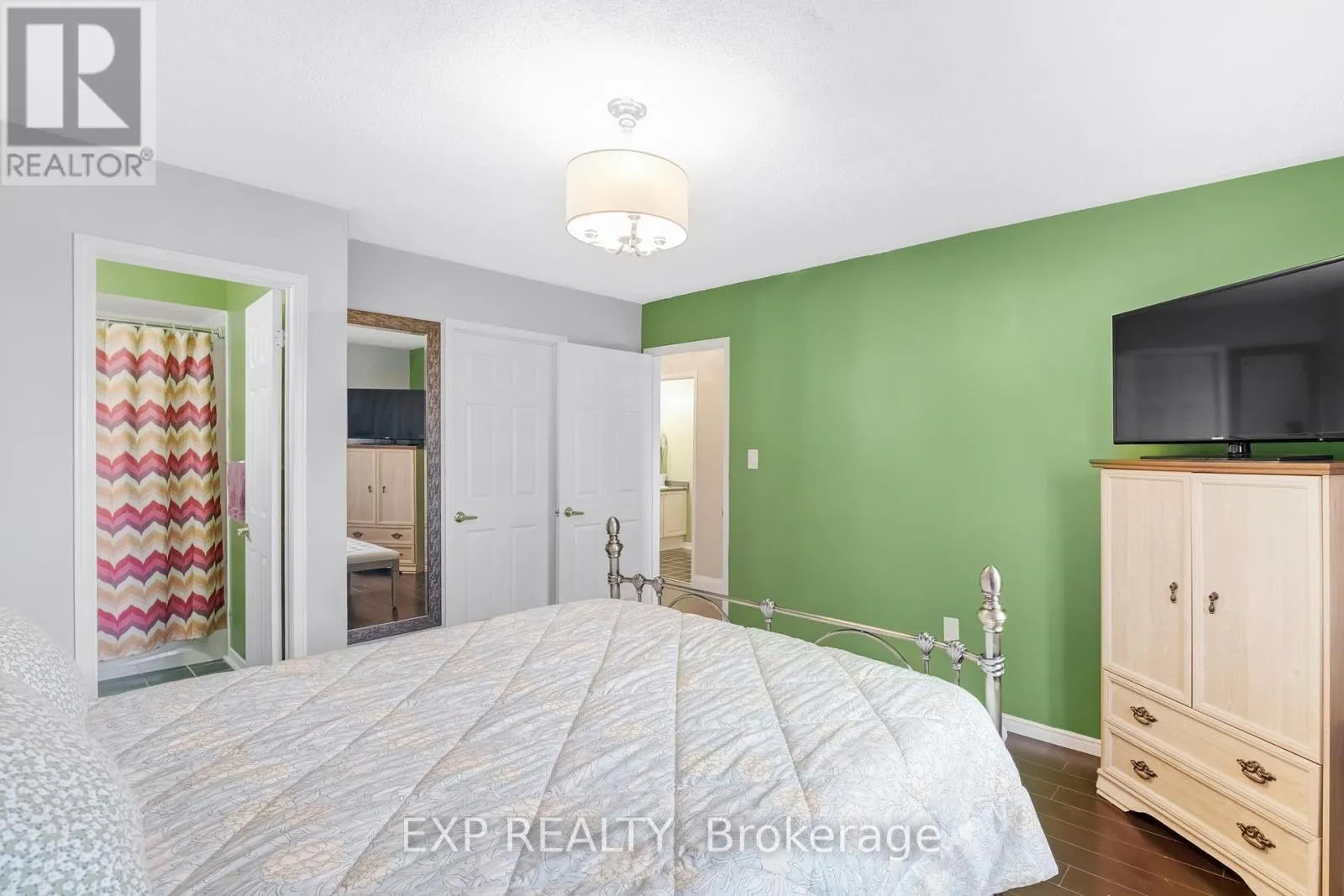 69 CLEARMEADOW BOULEVARD