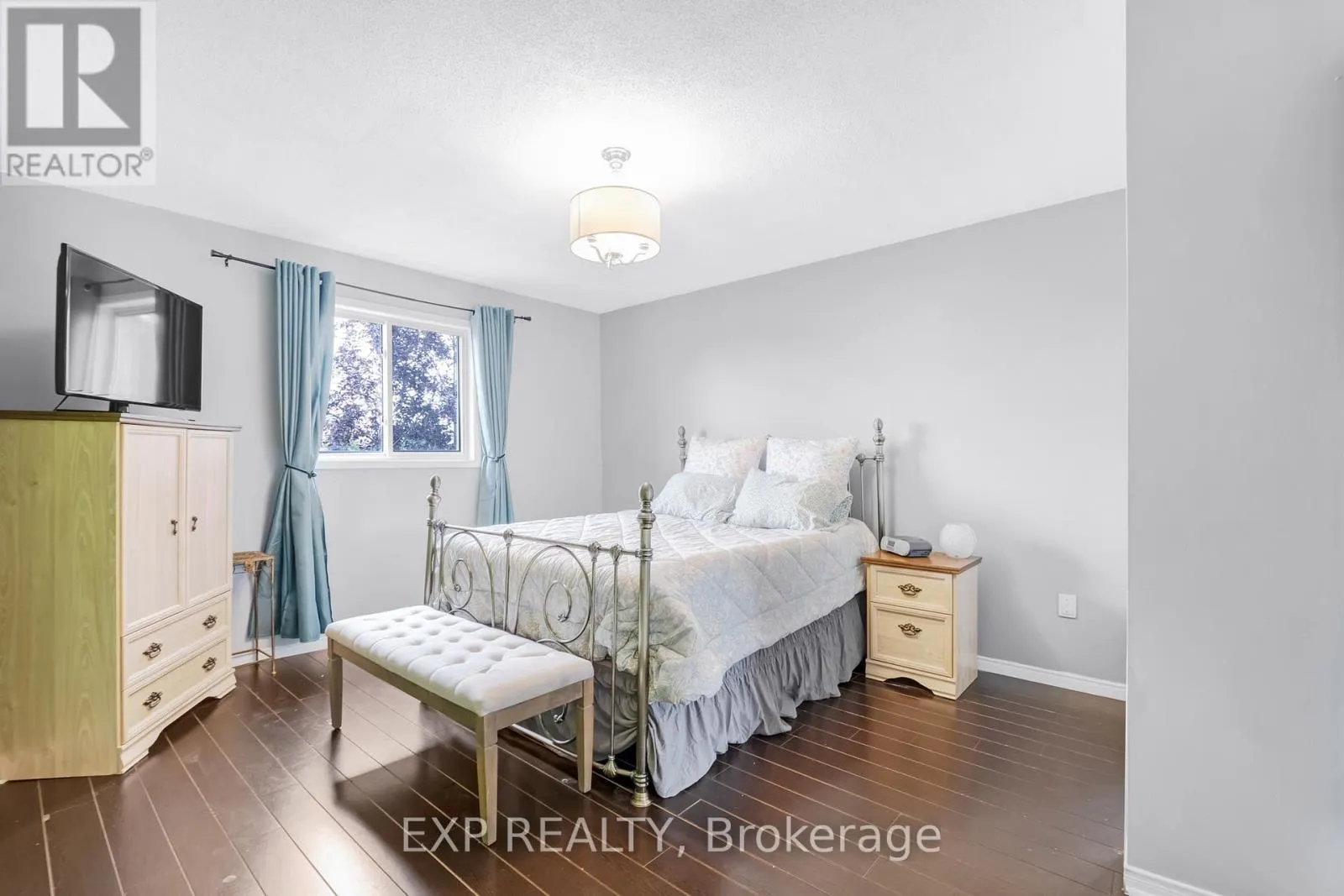 69 CLEARMEADOW BOULEVARD