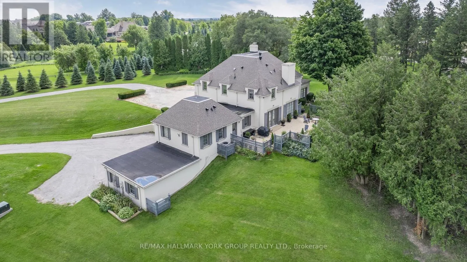 161 FAIRFIELD DRIVE