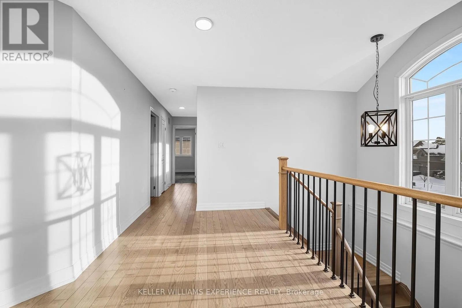 31 WOOD CRESCENT