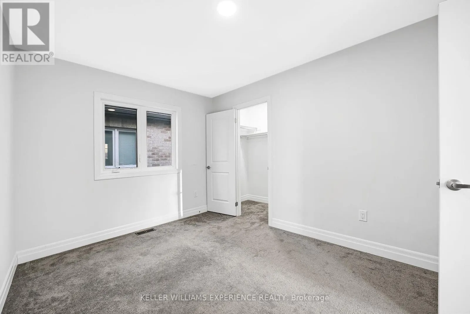31 WOOD CRESCENT