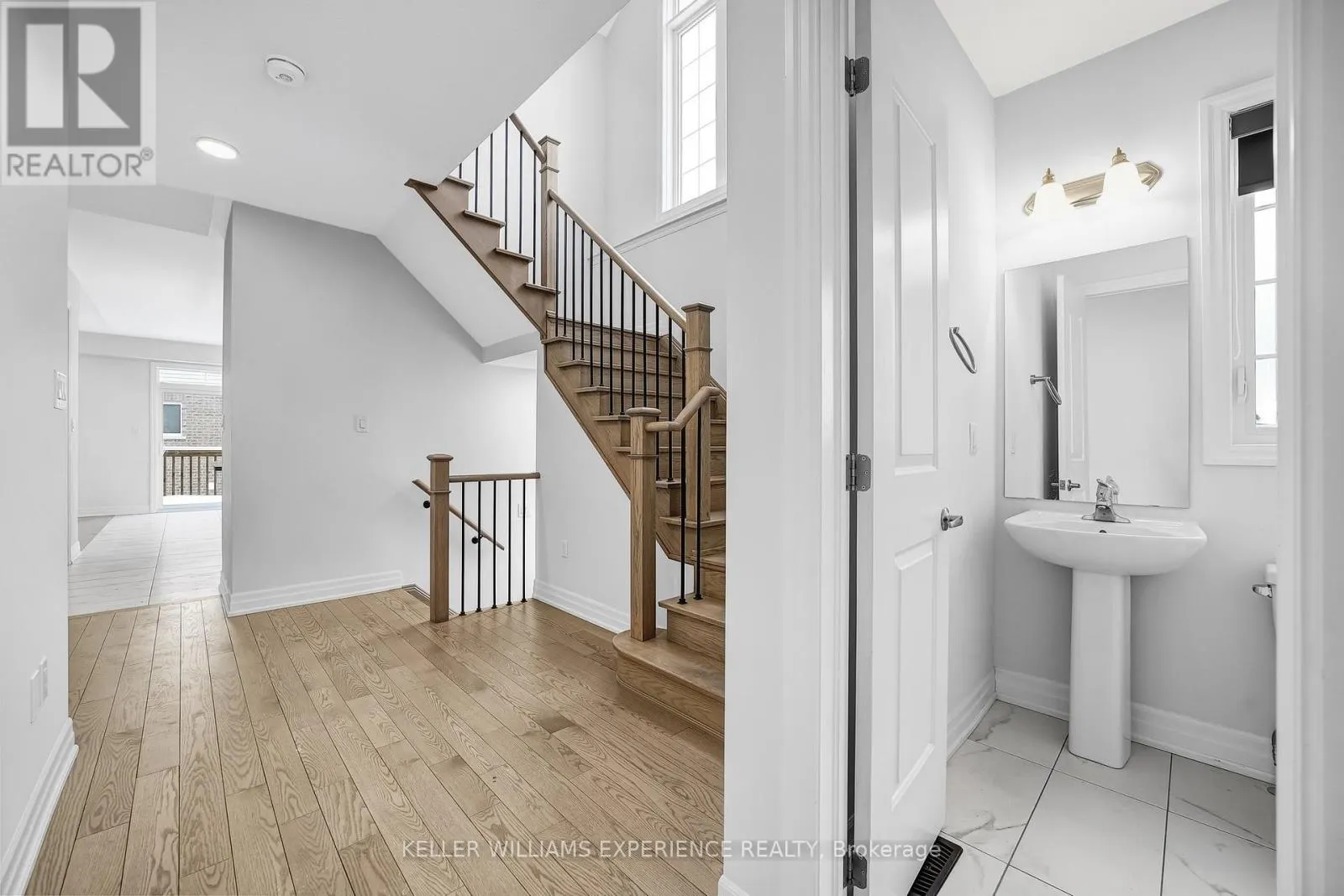 31 WOOD CRESCENT
