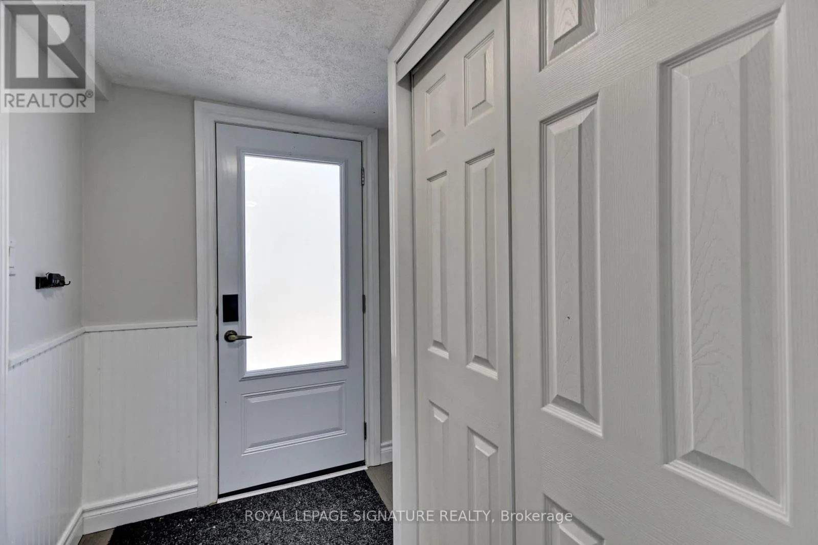 185 WOODLAND AVENUE