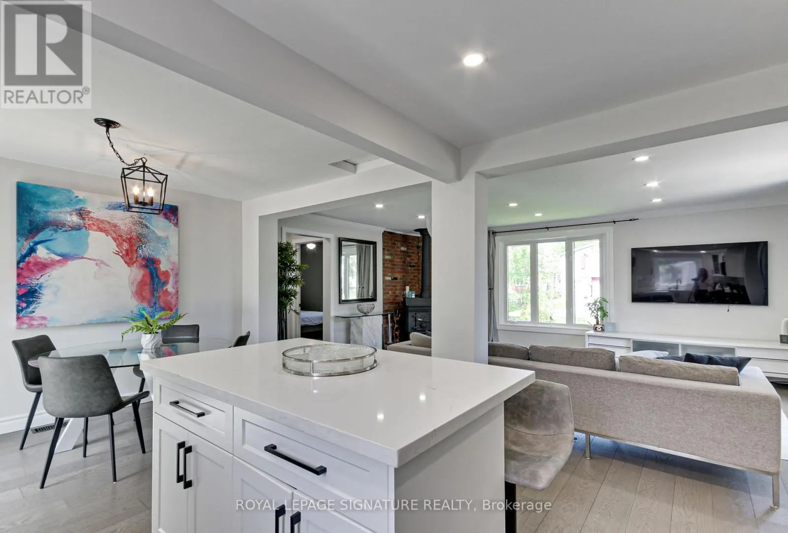185 WOODLAND AVENUE
