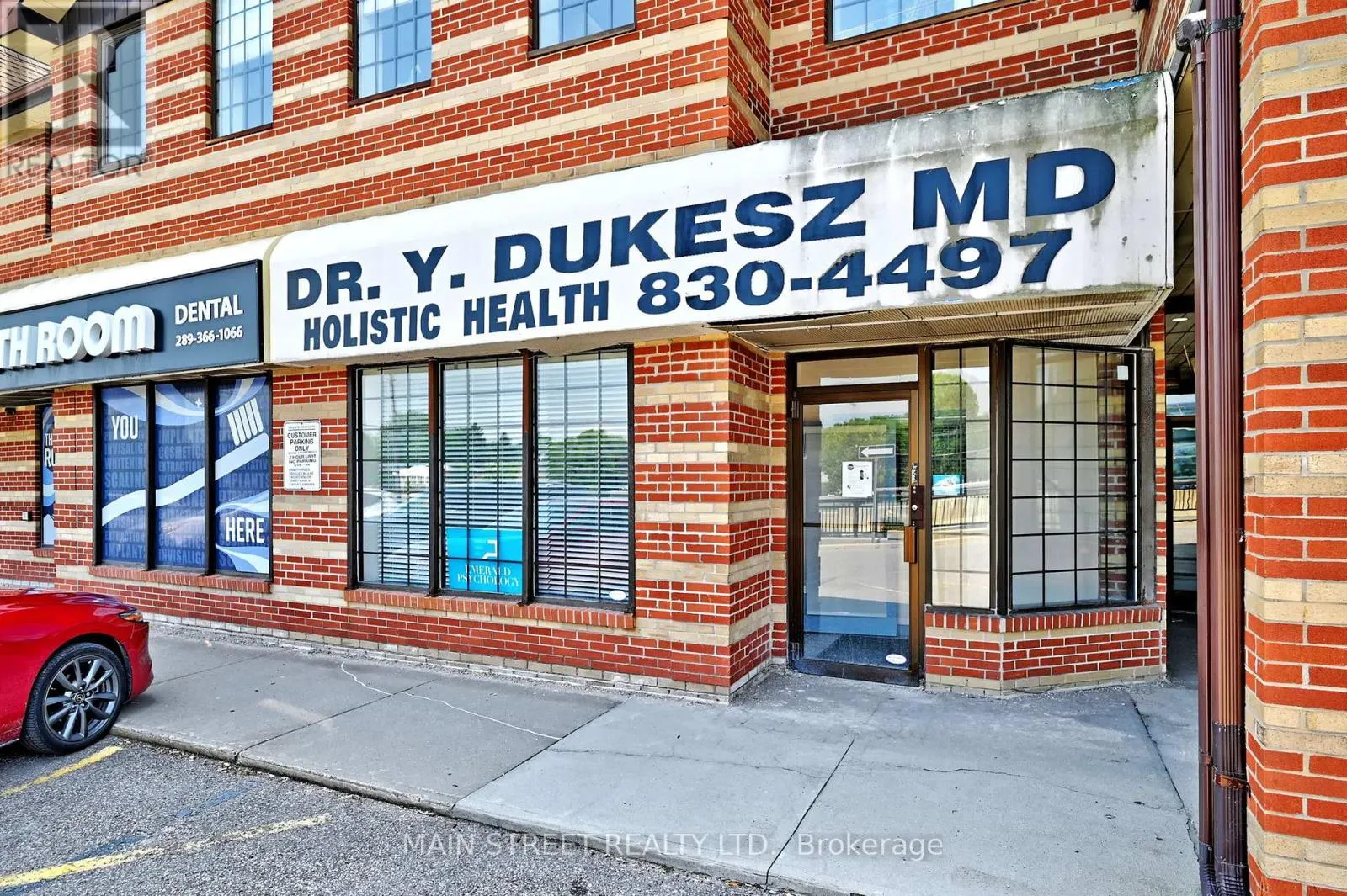 6 - 200 DAVIS DRIVE