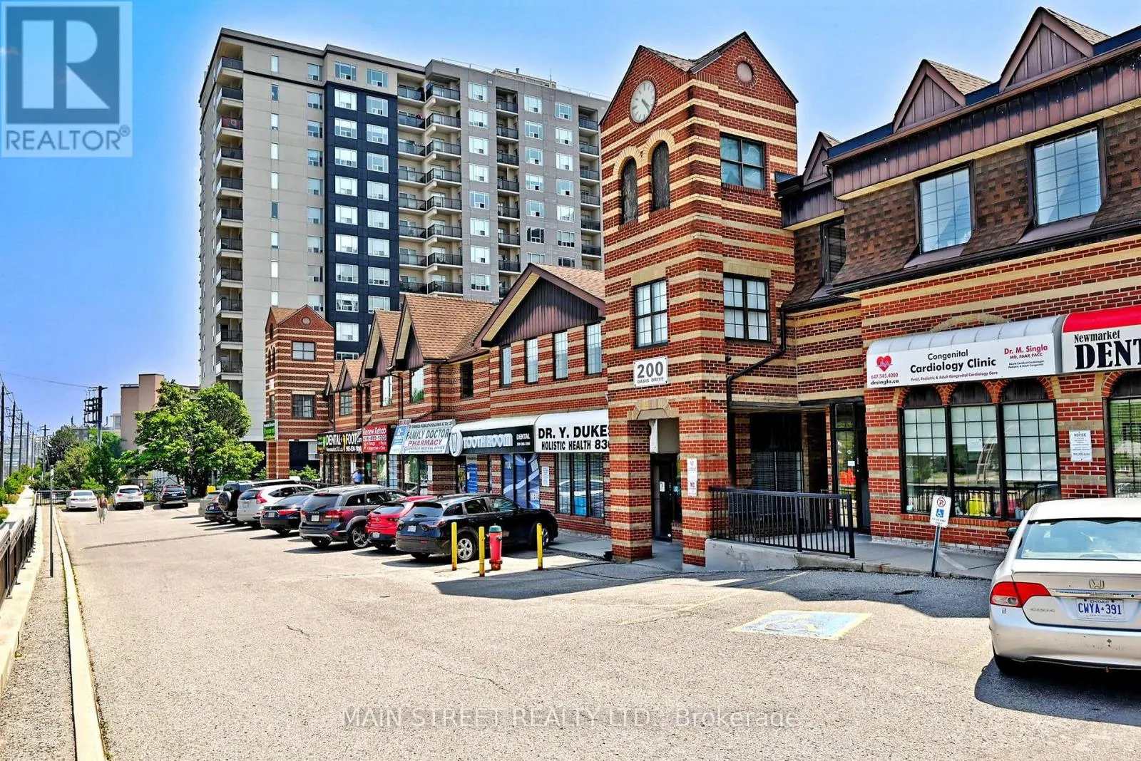 6 - 200 DAVIS DRIVE