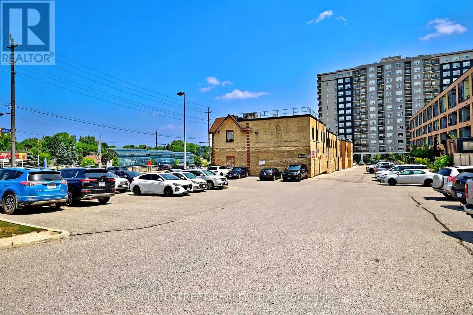6 - 200 DAVIS DRIVE
