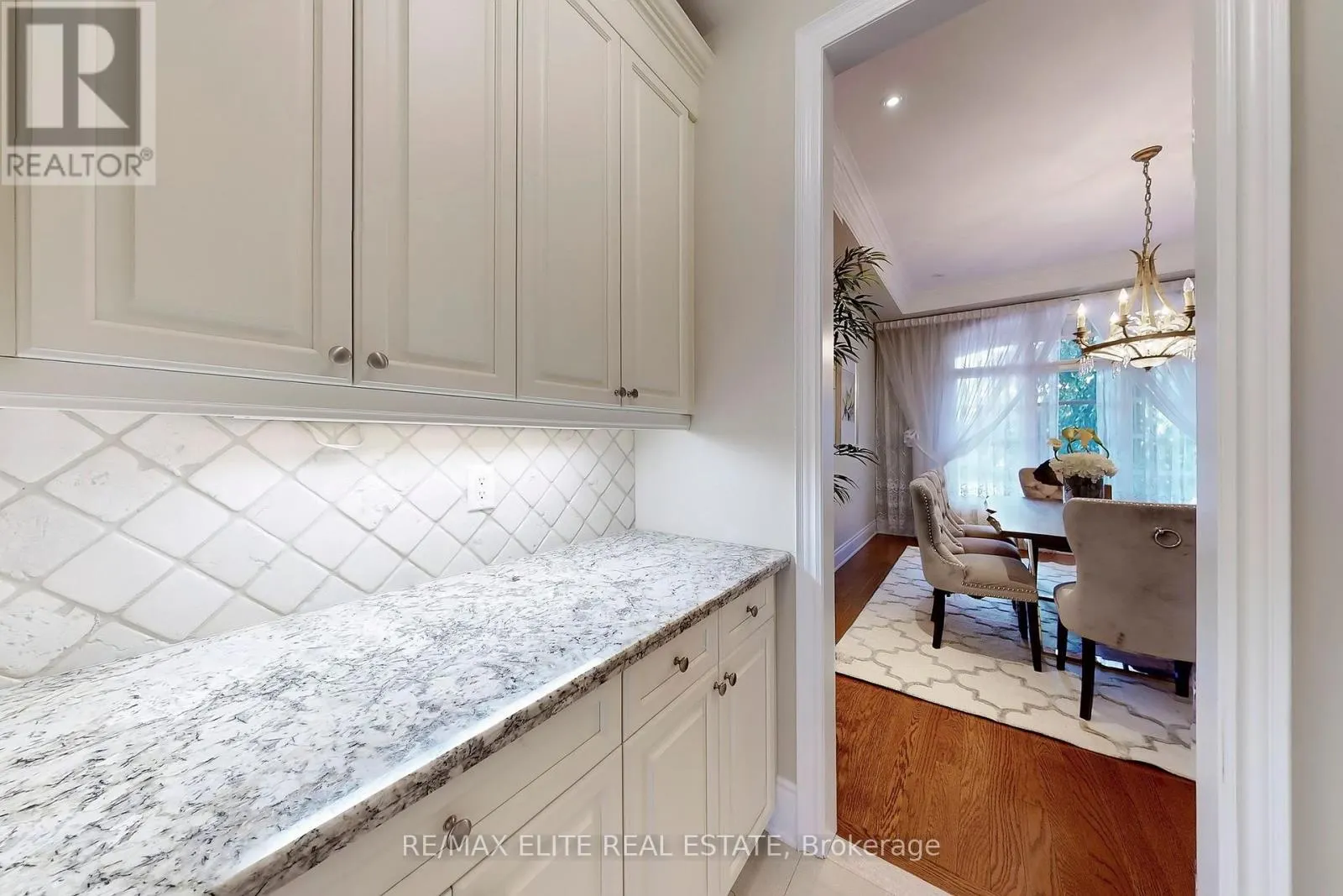 59 CARISBROOKE CIRCLE
