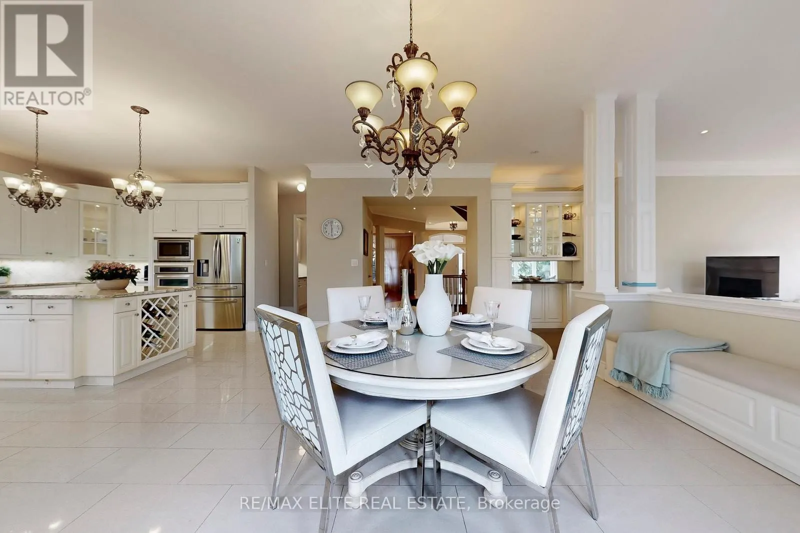 59 CARISBROOKE CIRCLE