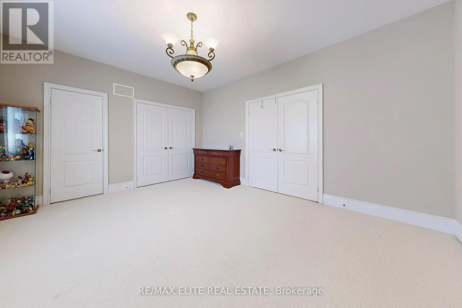 59 CARISBROOKE CIRCLE