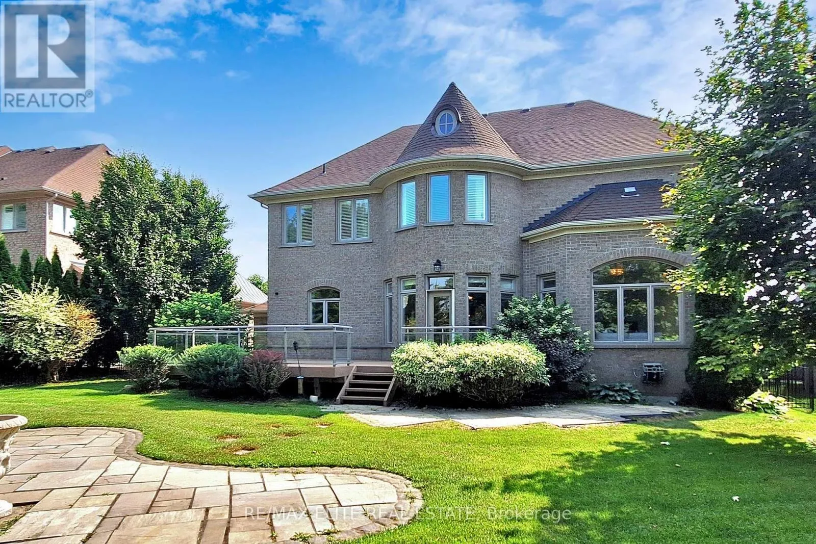 59 CARISBROOKE CIRCLE