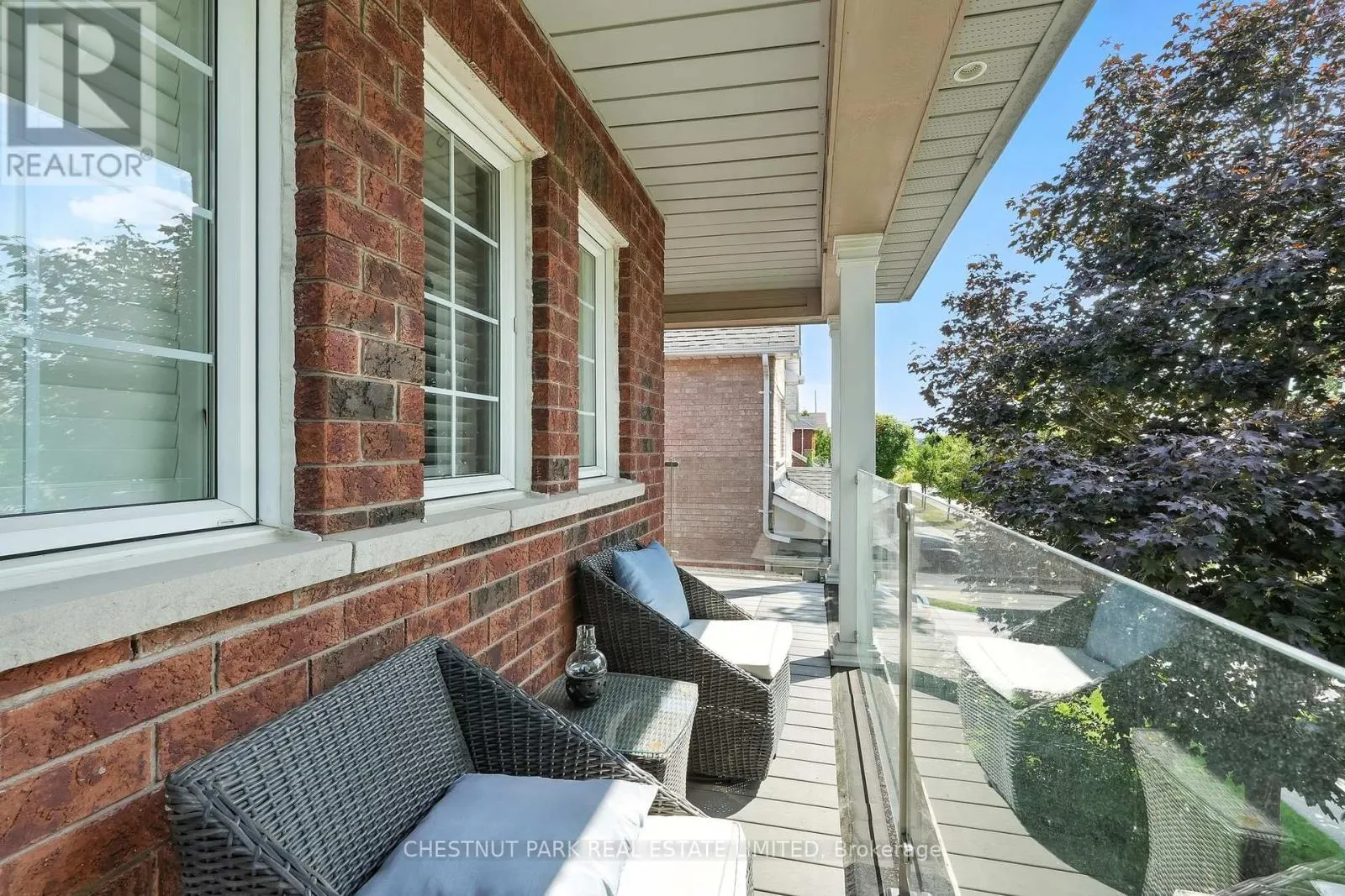 61 ROSENA LANE