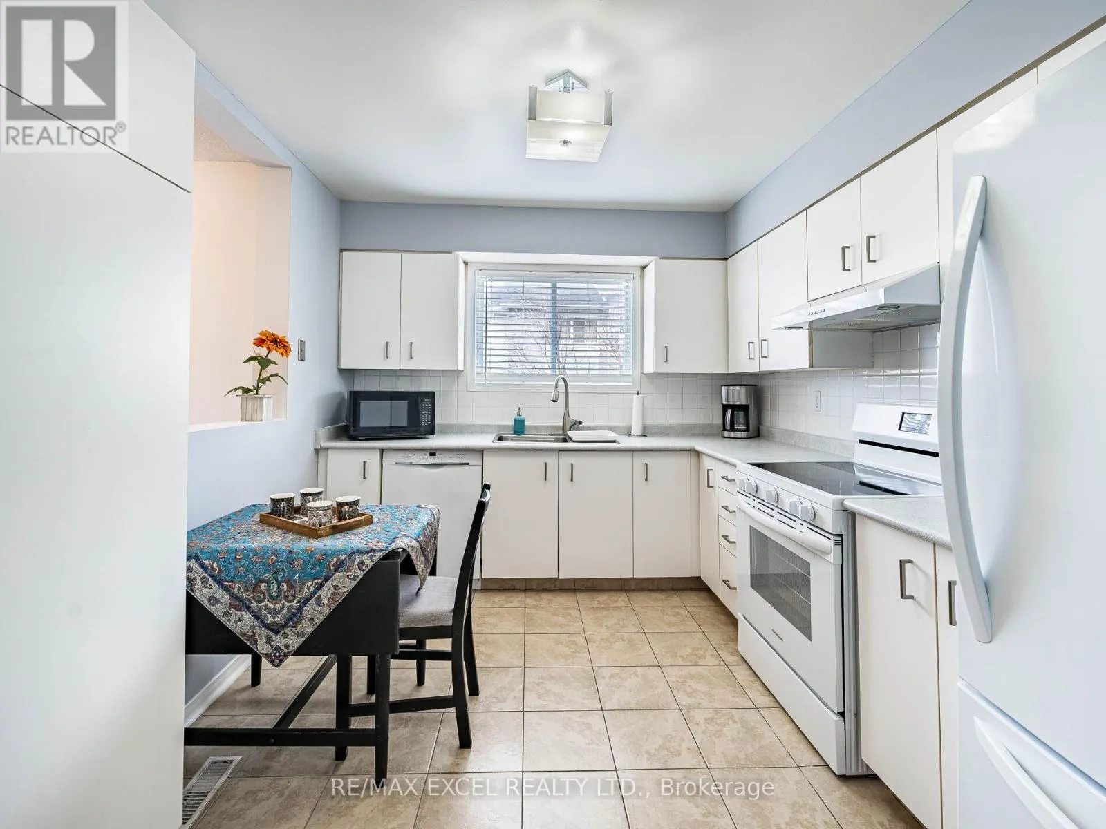 97 WILLIAM CURTIS CIRCLE