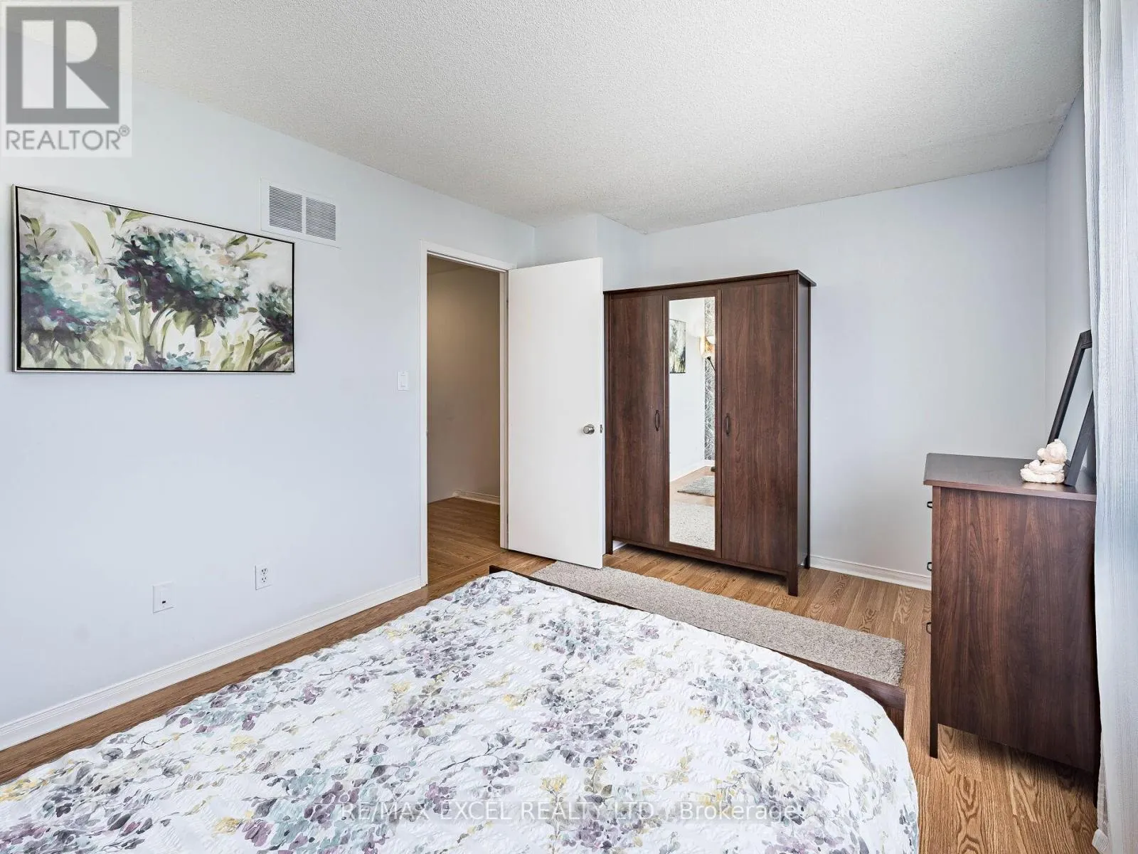 97 WILLIAM CURTIS CIRCLE
