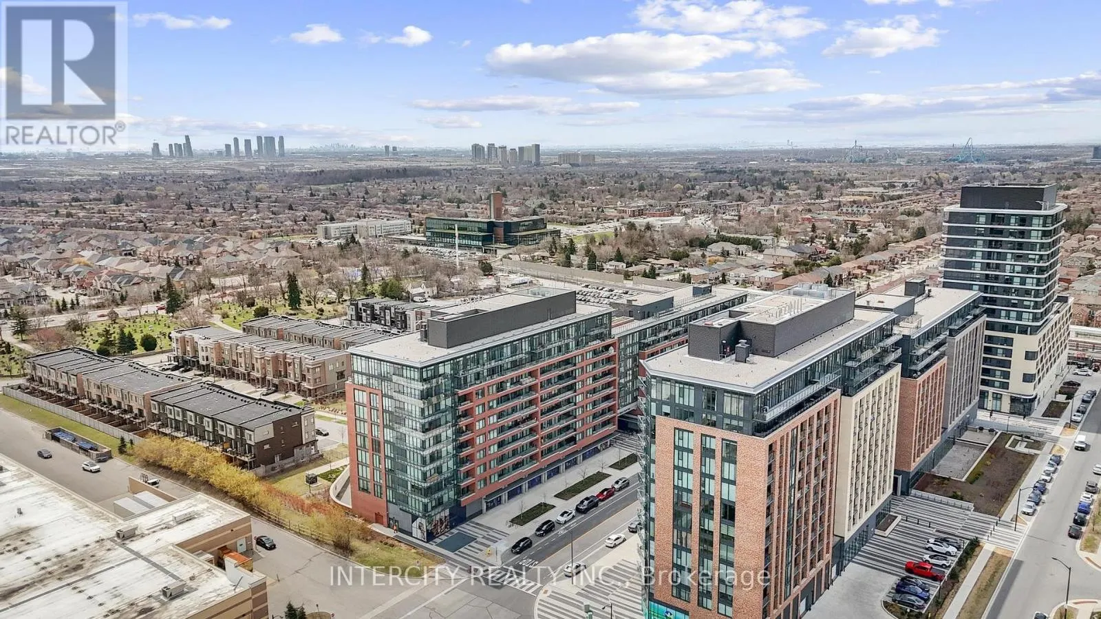 627 - 99 EAGLE ROCK WAY