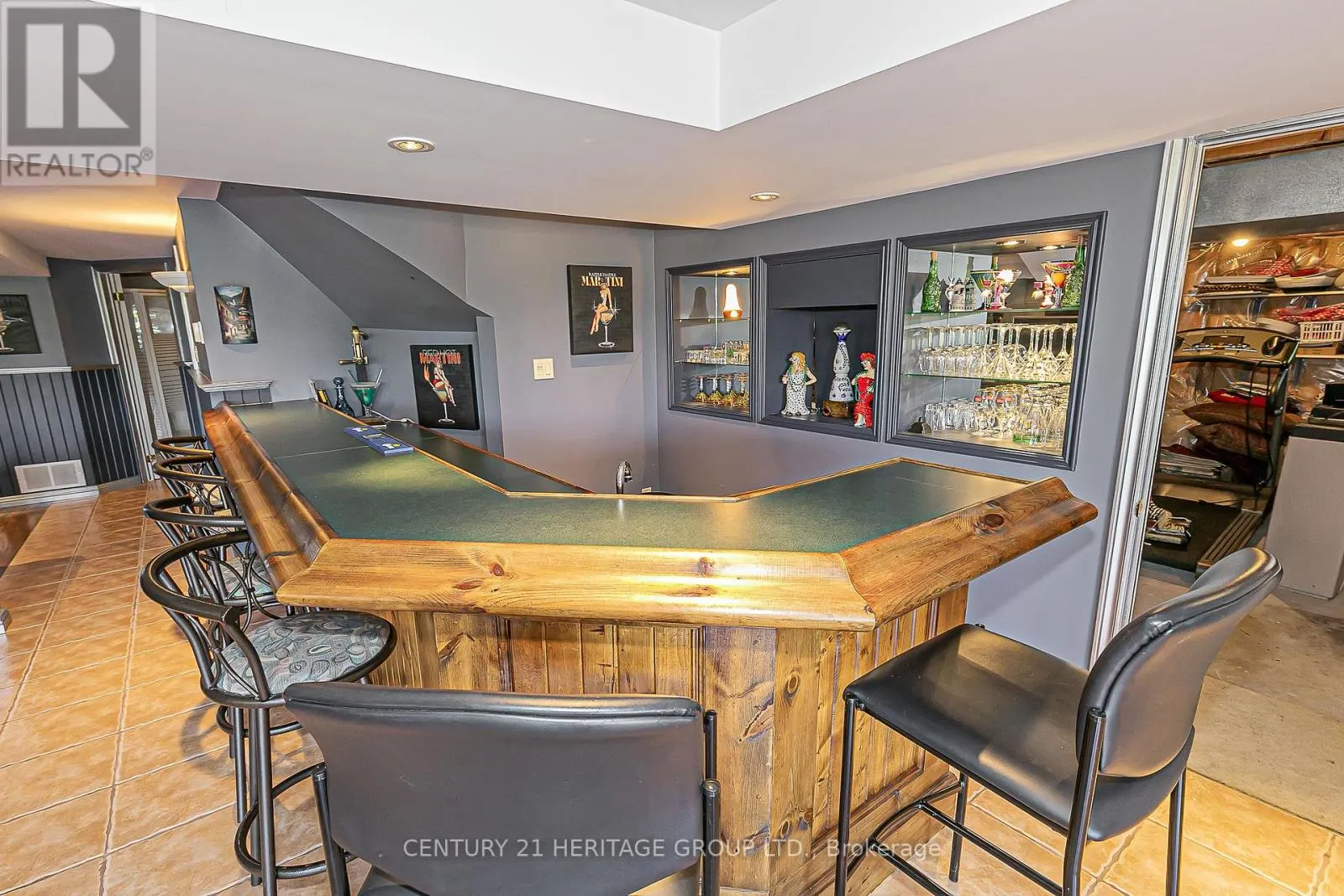 152 CRANBERRY LANE