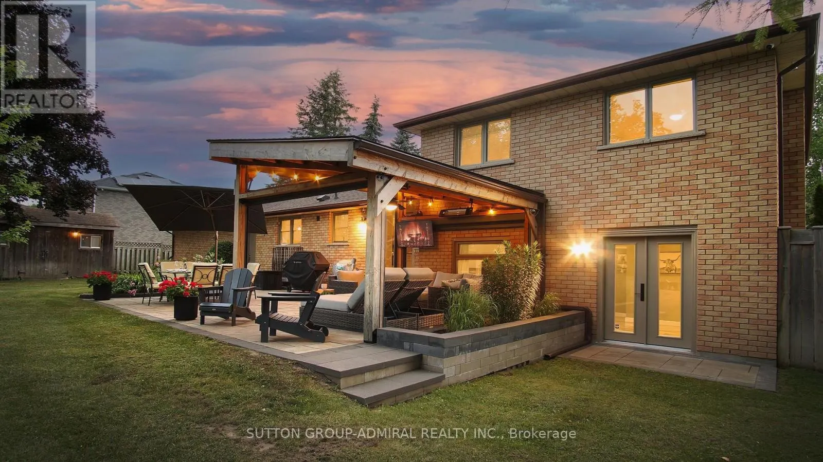 8 BALMORAL HEIGHTS