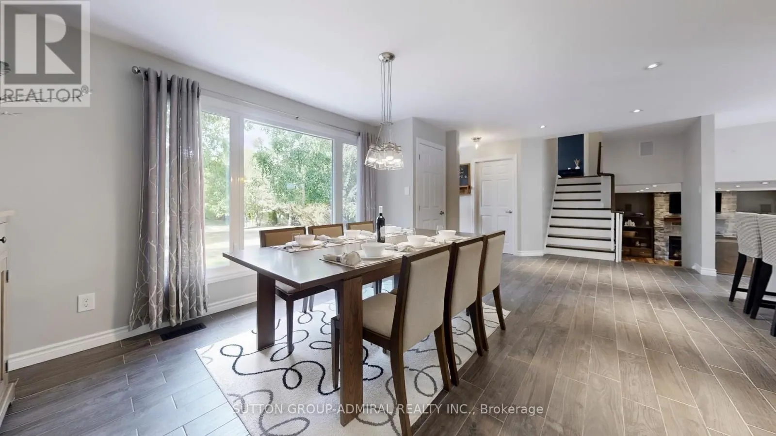 8 BALMORAL HEIGHTS