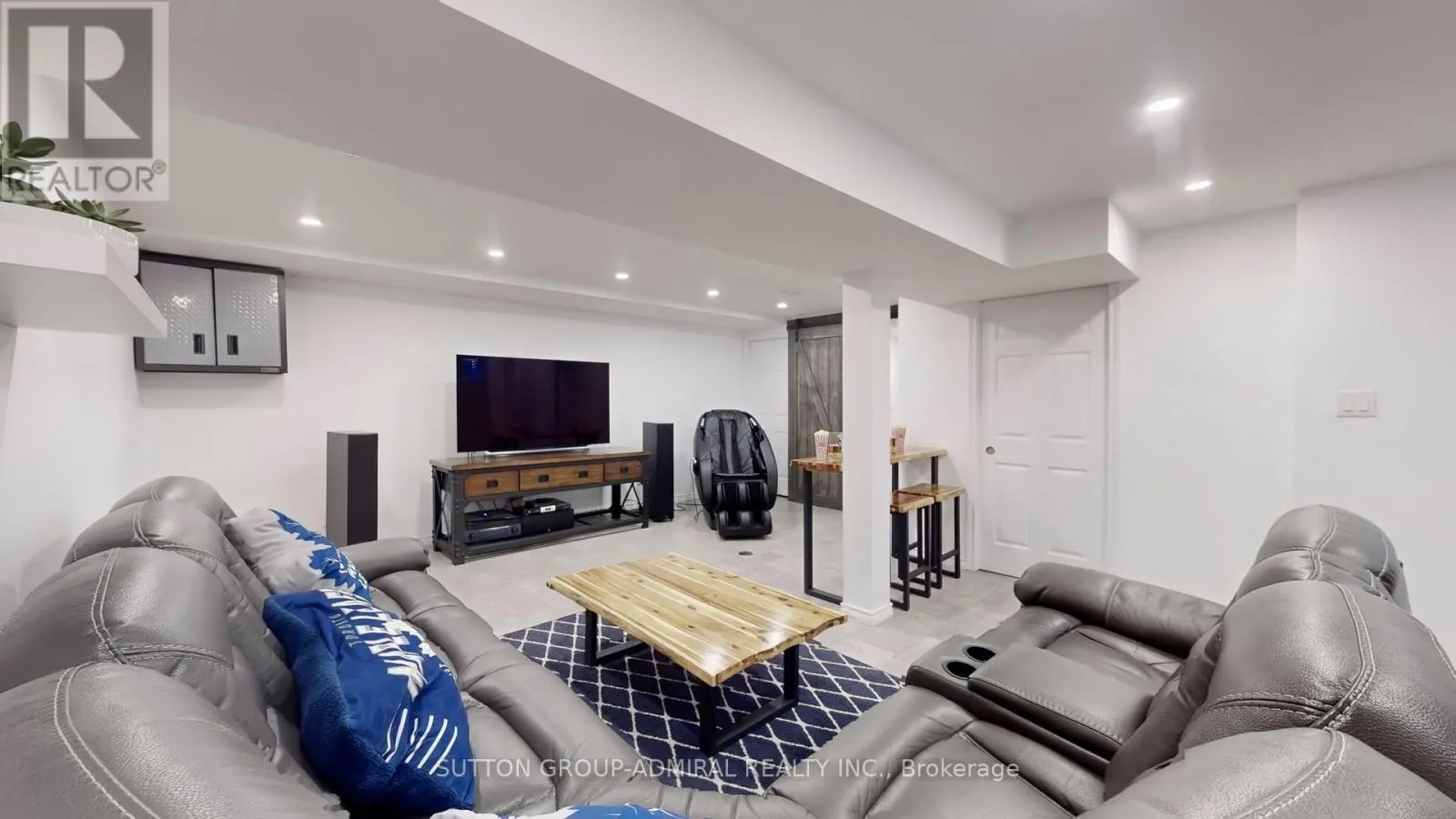 8 BALMORAL HEIGHTS