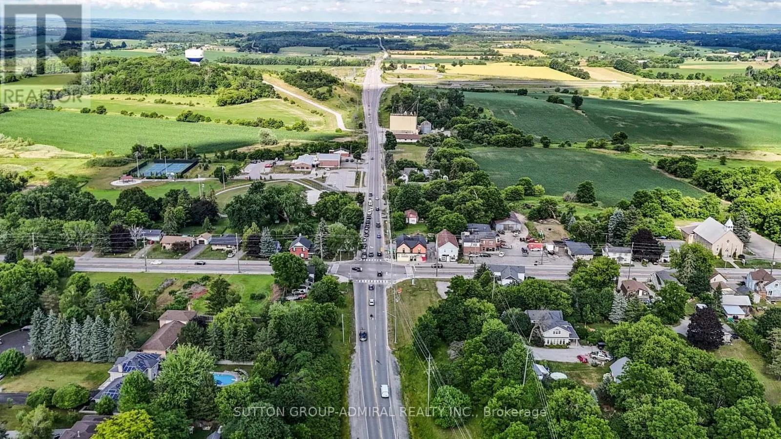 8 BALMORAL HEIGHTS