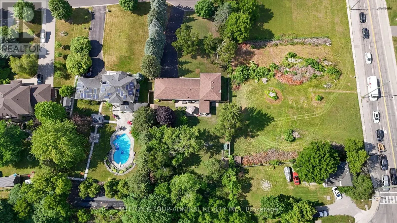 8 BALMORAL HEIGHTS