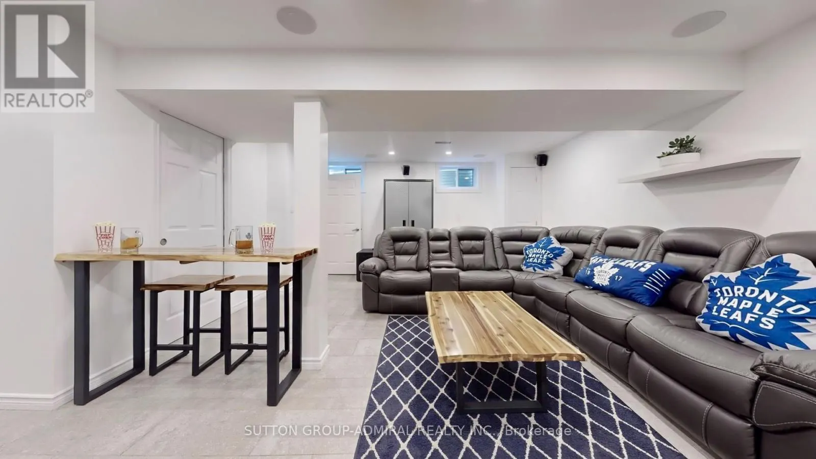 8 BALMORAL HEIGHTS