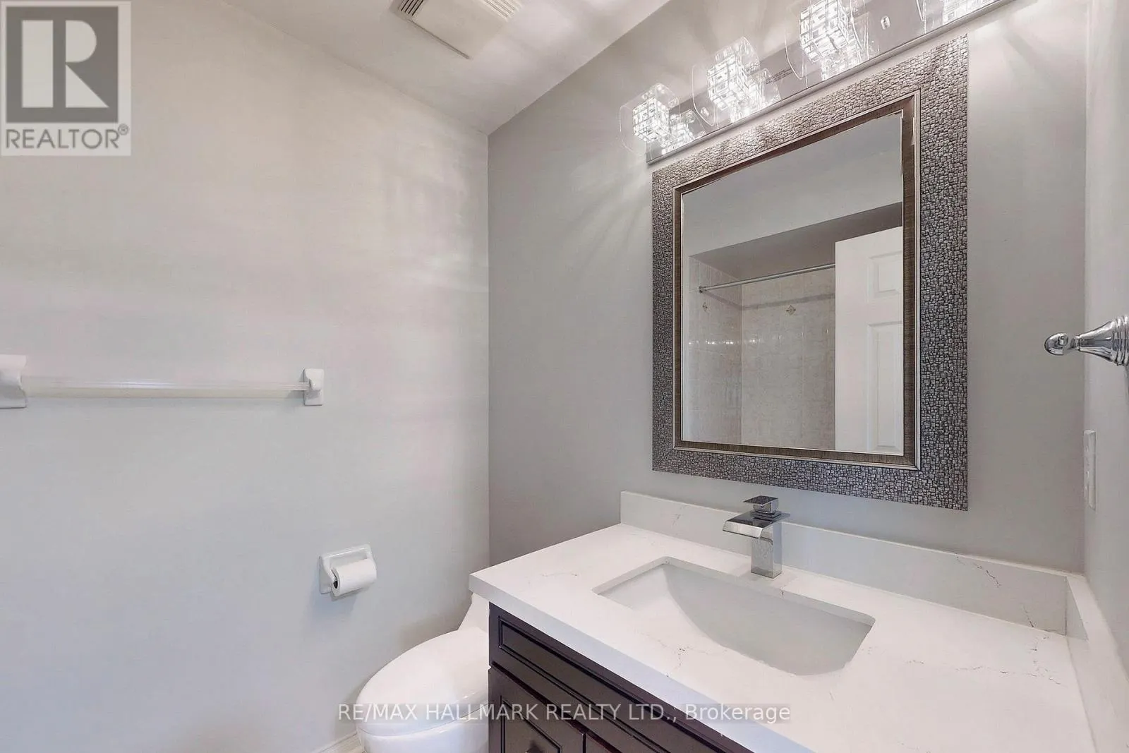 10 CHAMBERSBURG WAY